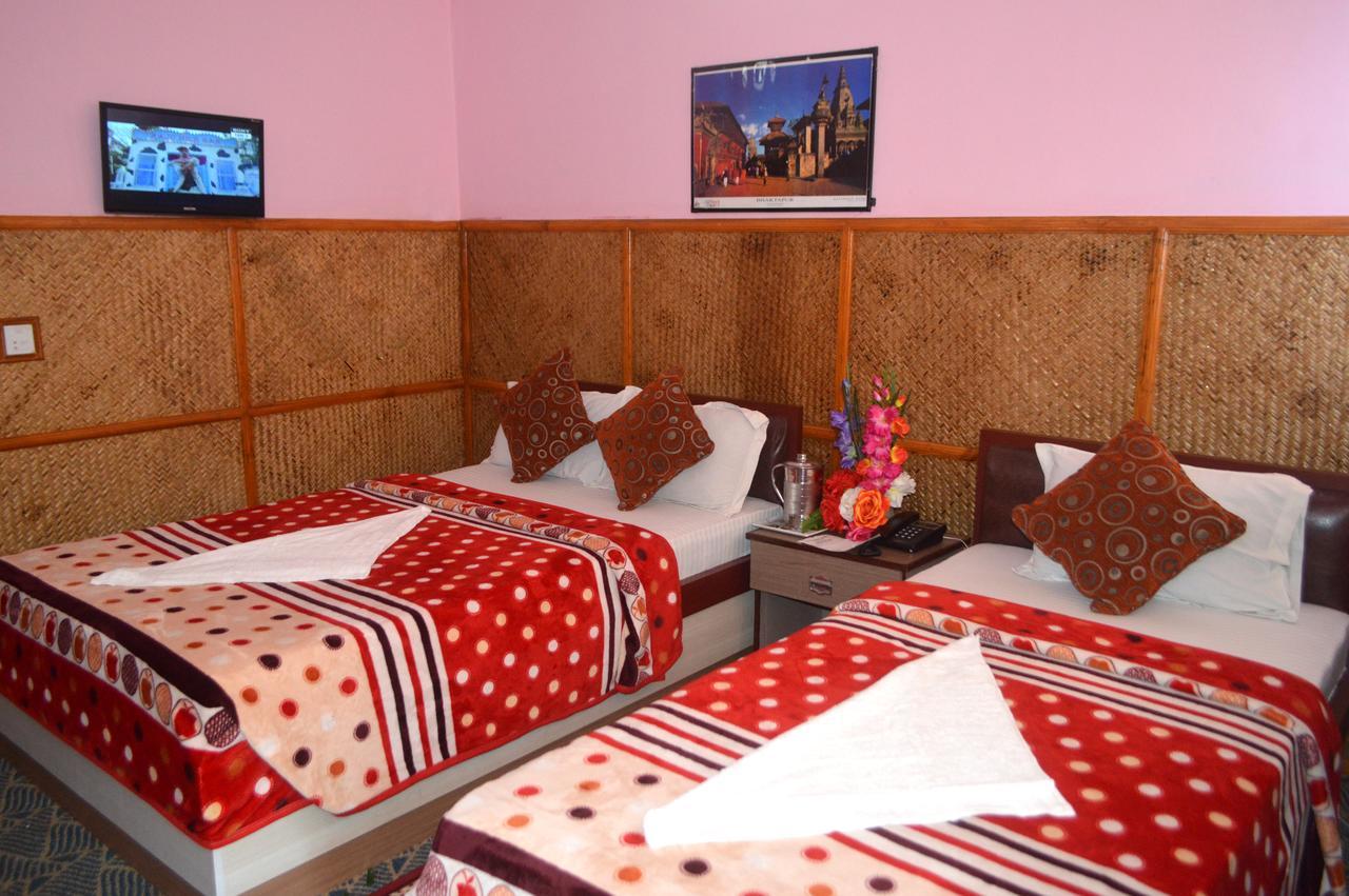 Pokhara Deep Sagar Hotel Esterno foto