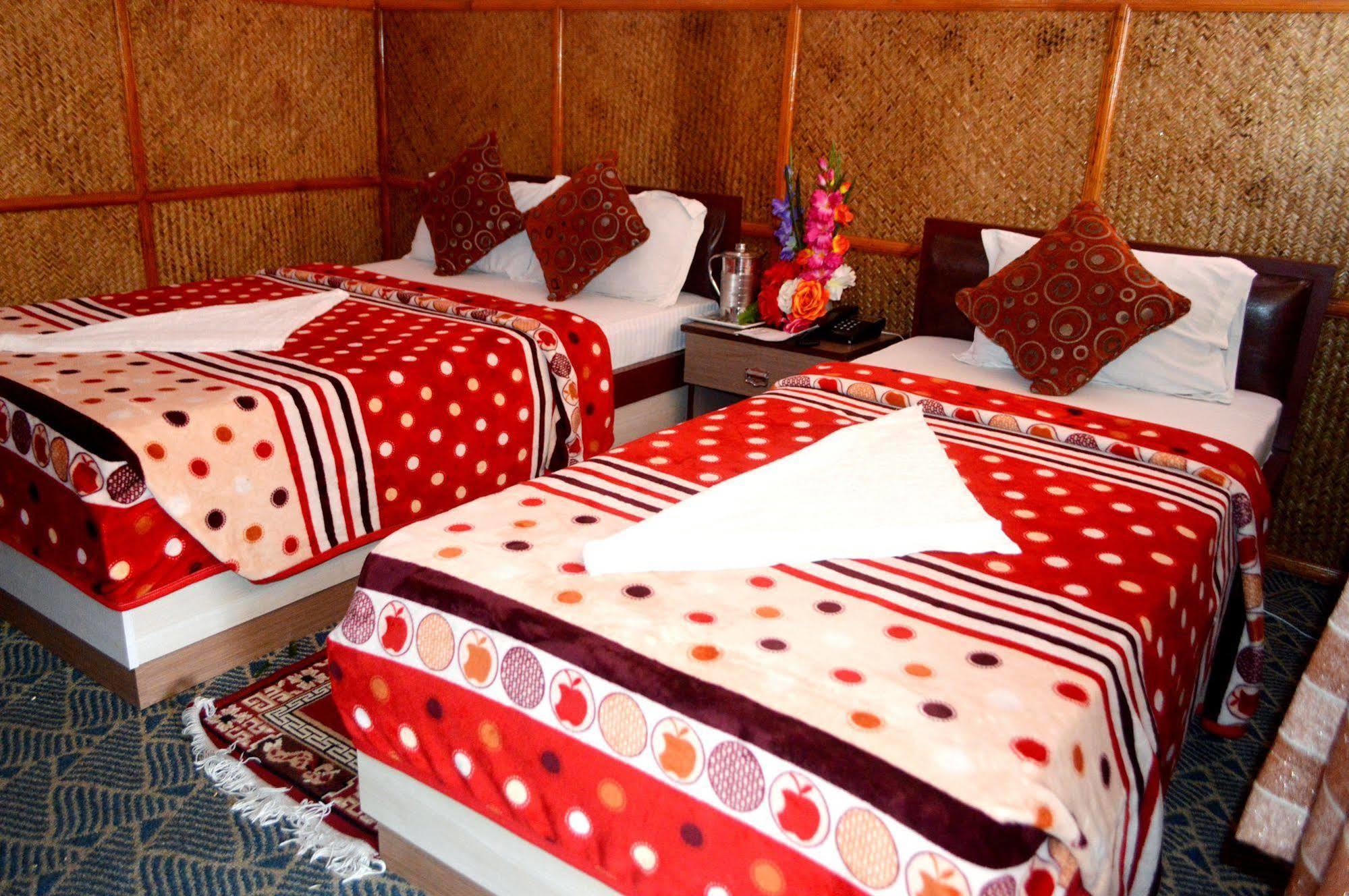 Pokhara Deep Sagar Hotel Esterno foto