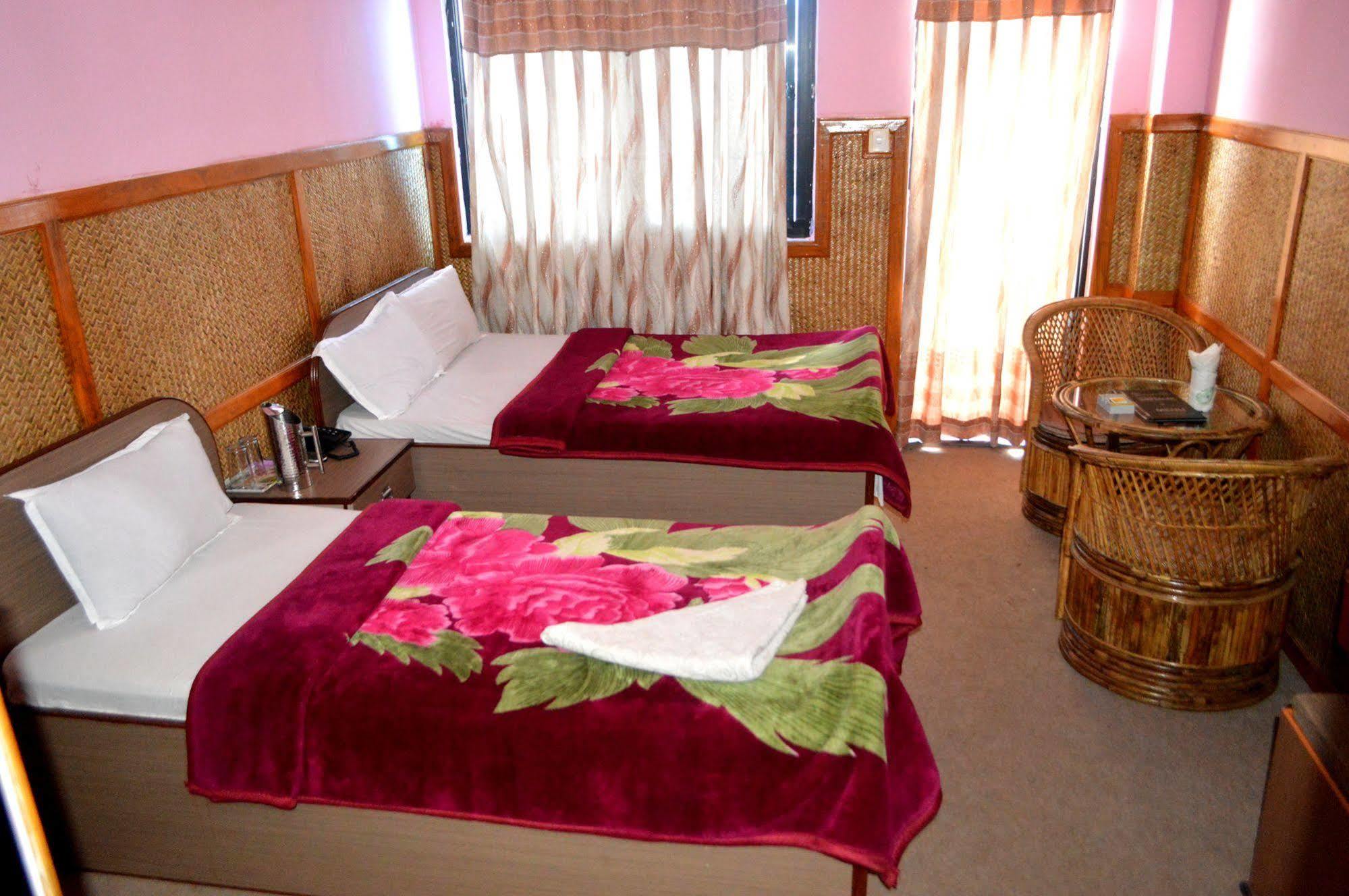 Pokhara Deep Sagar Hotel Esterno foto